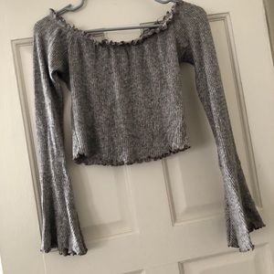 Off the shoulder long belle sleeve top